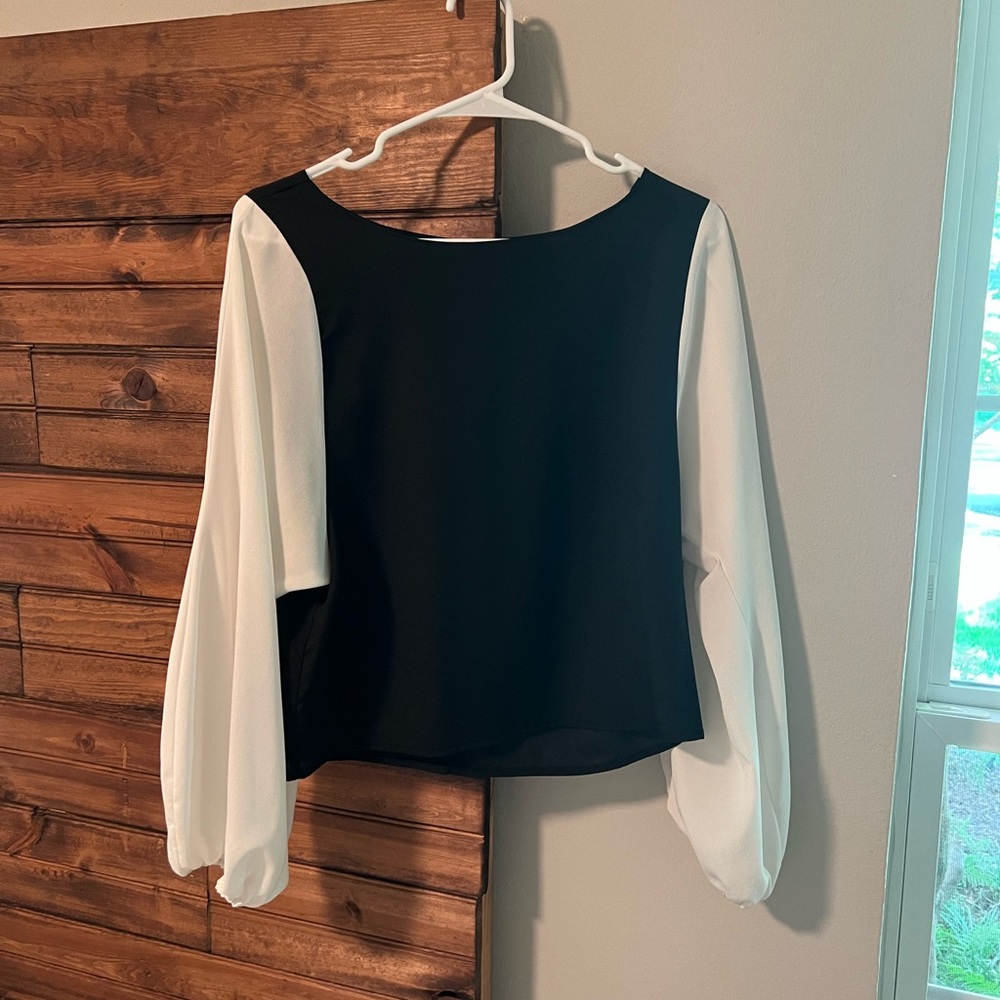 Black and white Naven blouse